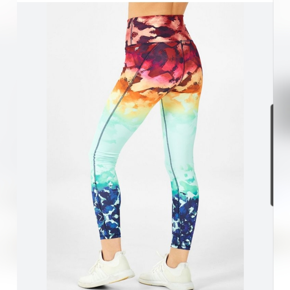 Fabletics Powerhold High Waisted 7/8 Leggings